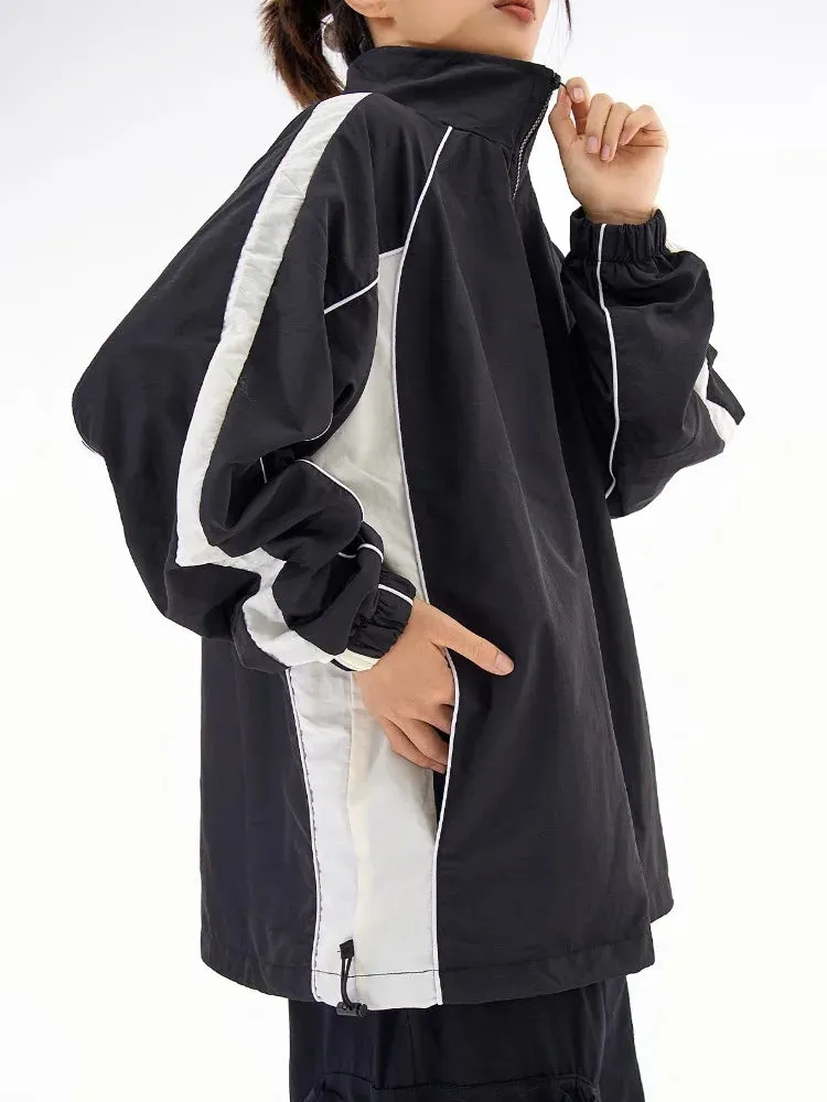 Damen Techwear Windbreaker im Oversize-Streetwear-Stil