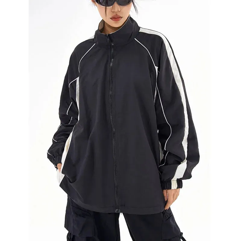 Damen Techwear Windbreaker im Oversize-Streetwear-Stil