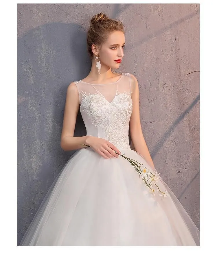 Elegant Wedding Dresses O-Neck Sleeveless Ball Gown Lace Embroidery Tulle
