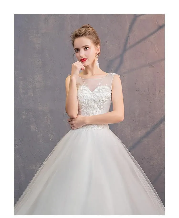 Elegant Wedding Dresses O-Neck Sleeveless Ball Gown Lace Embroidery Tulle