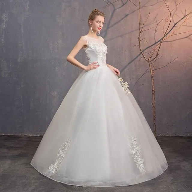 Elegant Wedding Dresses O-Neck Sleeveless Ball Gown Lace Embroidery Tulle