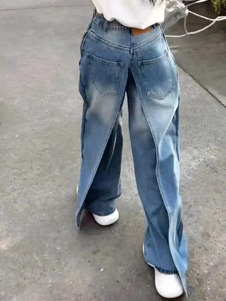 Hochgeschnittene Jean mit Rock-Einsatz im oberen Bereich patchwork