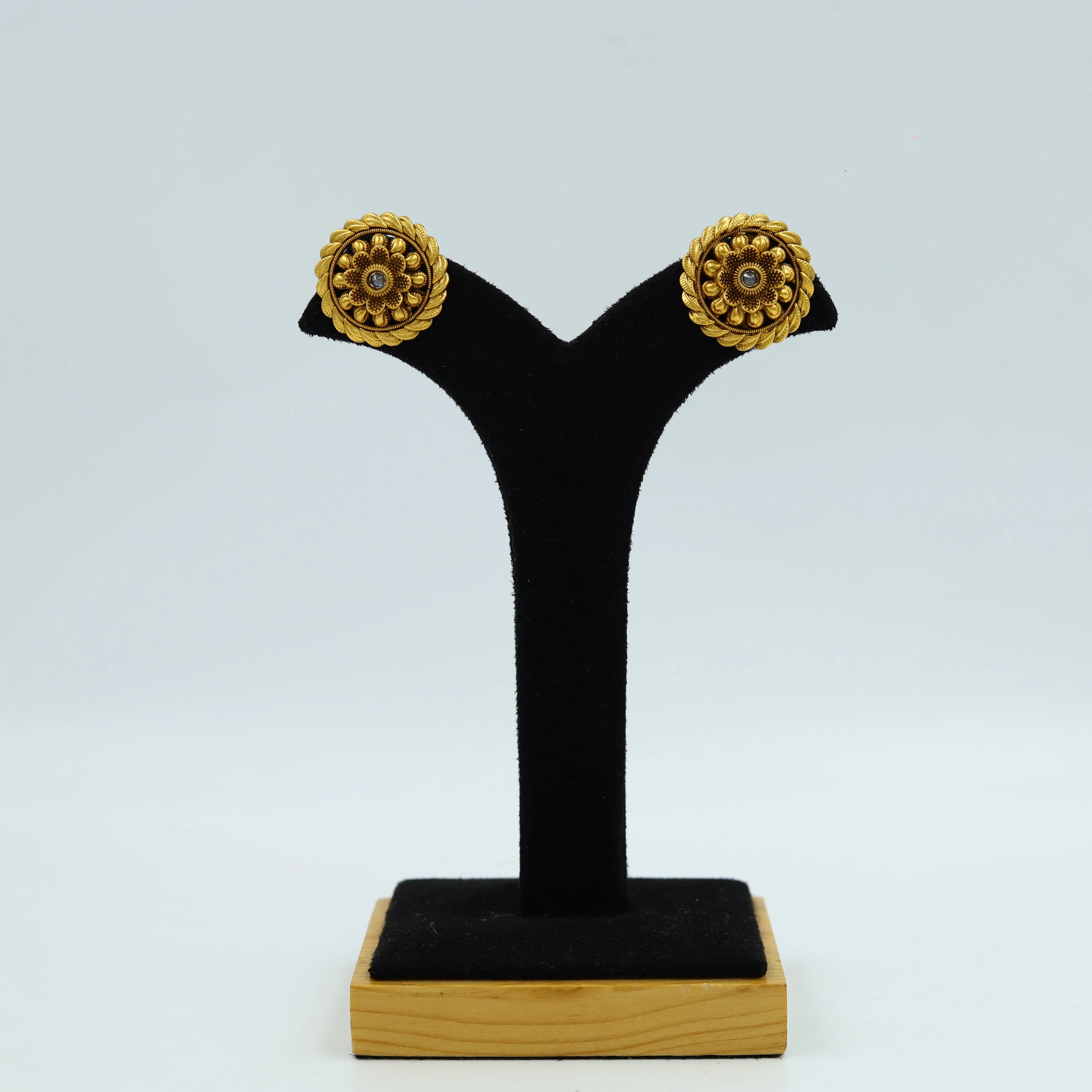Tops/Studs Antique Earring 10243-28