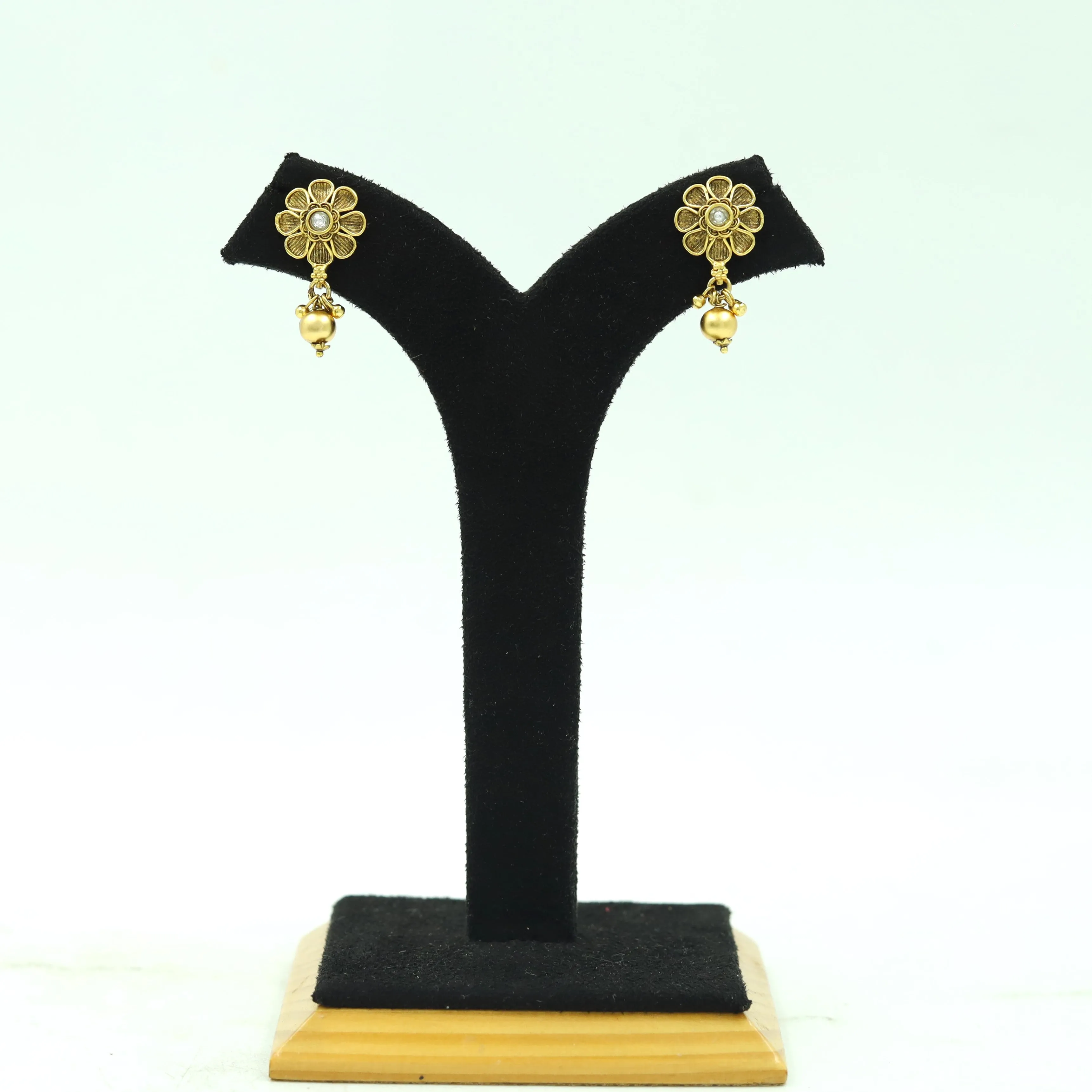 Tops/Studs Antique Earring 12339-28